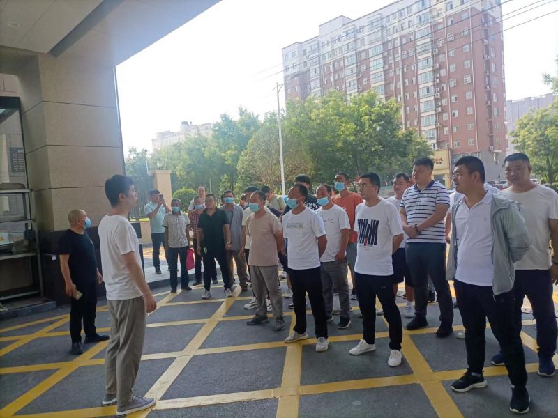 不斷學習，不斷超越丨集團公司組織各項目經理前往碧桂園·天璽項目觀摩學習 